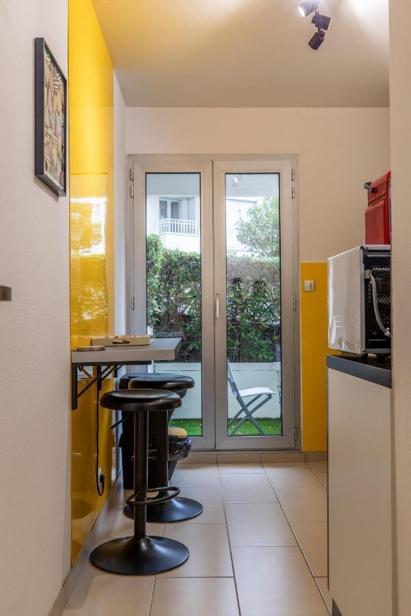 F2 "Paris Jaude " Clermont Fd Appartement Buitenkant foto