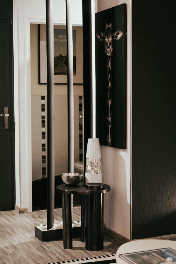 F2 "Paris Jaude " Clermont Fd Appartement Buitenkant foto
