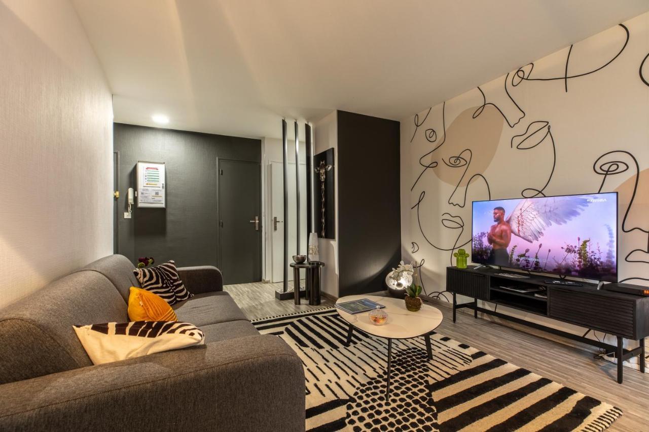 F2 "Paris Jaude " Clermont Fd Appartement Buitenkant foto